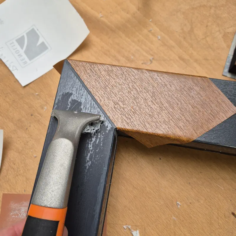 The transition to the profile is smoothed with sandpaper